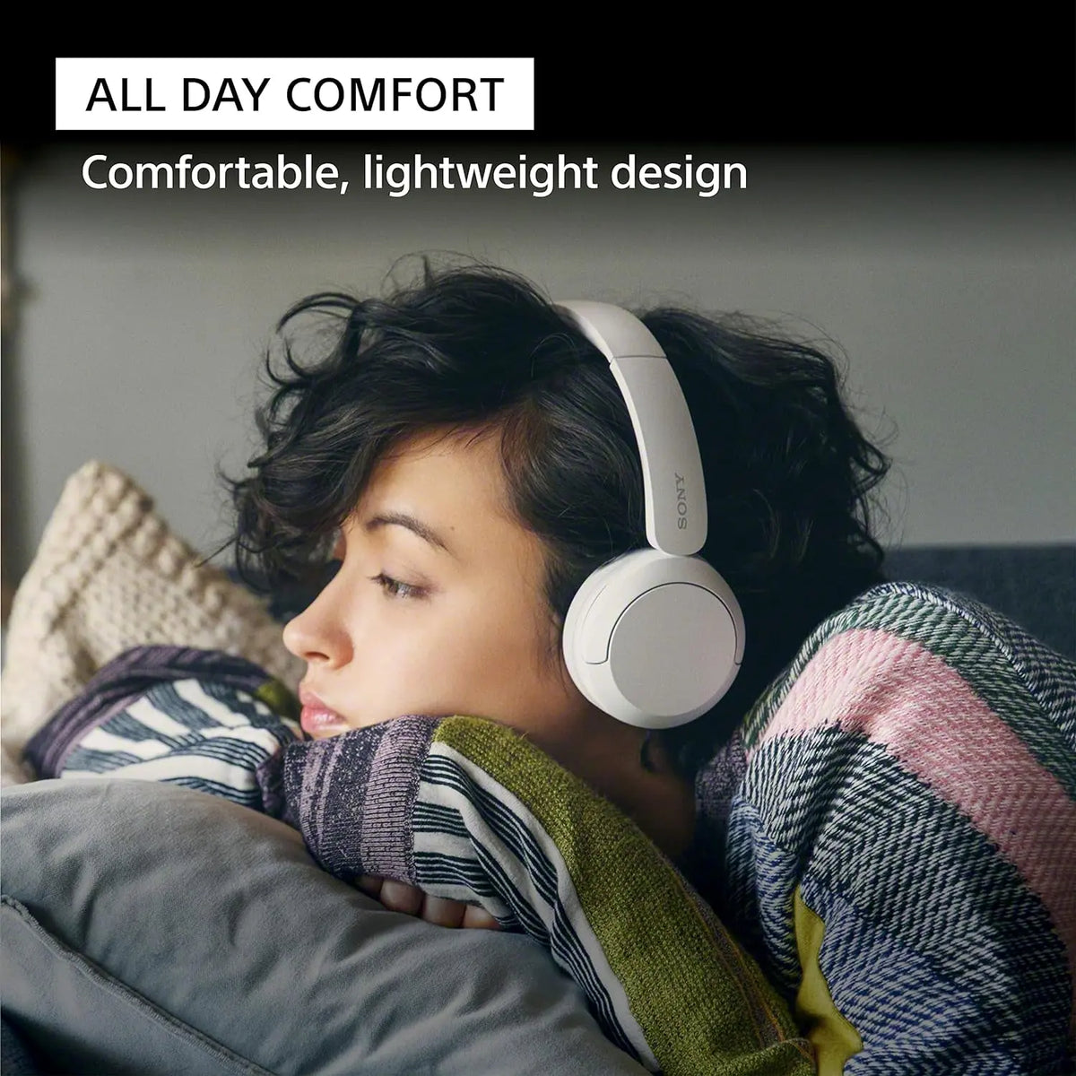 Sony WH-CH520 Wireless Headphones Bluetooth On-Ear Headset with Microphone and up to 50 Hours Battery Life with Quick Charging, Blue